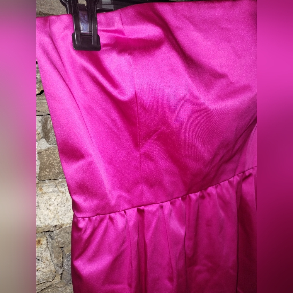 DKNY Pink formal dress, strapless size ten, great condition, short - Picture 3 of 9